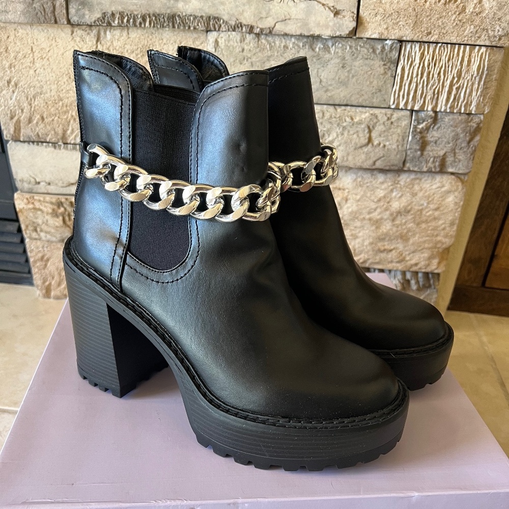 Madden girl boots